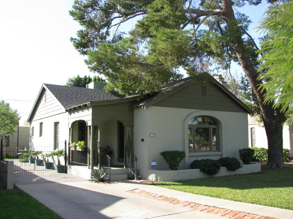 1137 W Lynwood St., Phoenix, AZ 85007