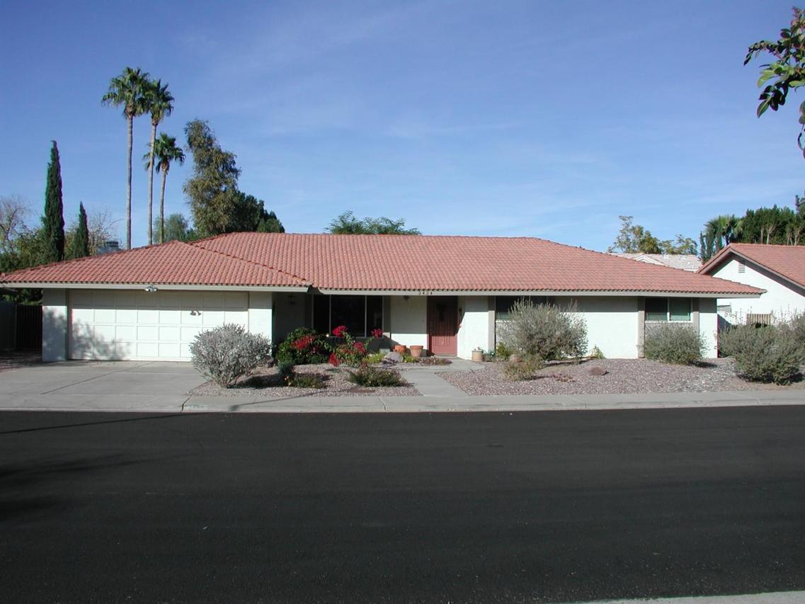 2434 E Jensen St., Mesa, AZ 85213