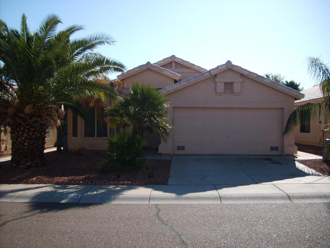 2215 E Ross Ave., Phoenix, AZ 85024