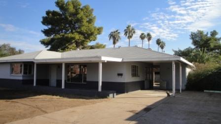 4633 N 19th Ave., Phoenix, AZ 85015