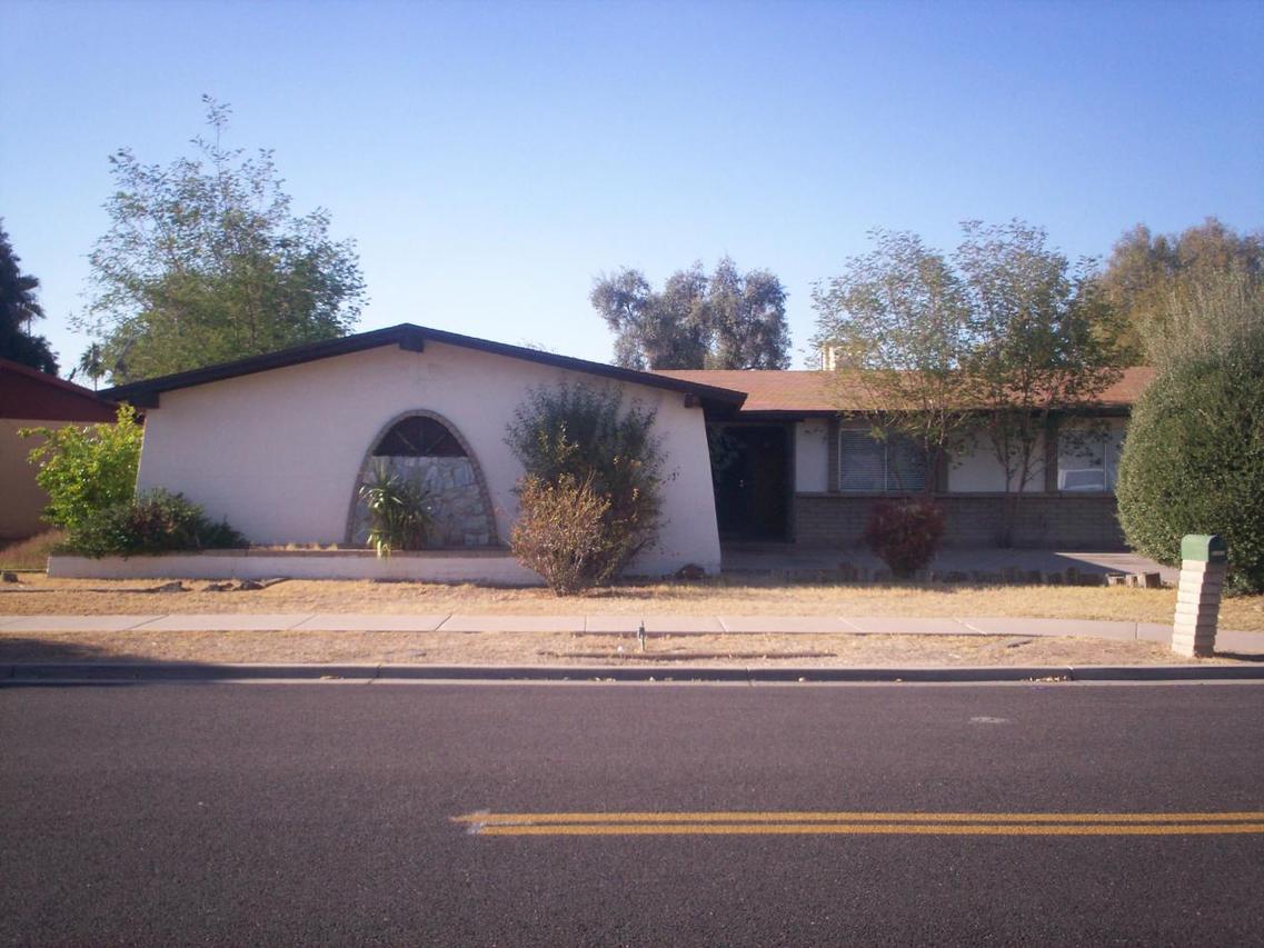 2302 W Impala Ave., Mesa, AZ 85202