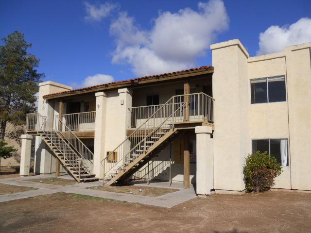 2710 E Beck Ln., Phoenix, AZ 85032