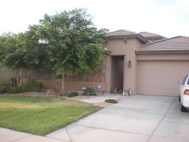 870 W Desert Hollow Dr., San Tan Valley, AZ 85143