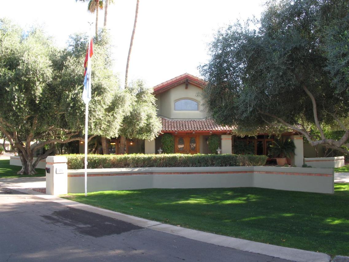 8515 S Willow Dr., Tempe, AZ 85284