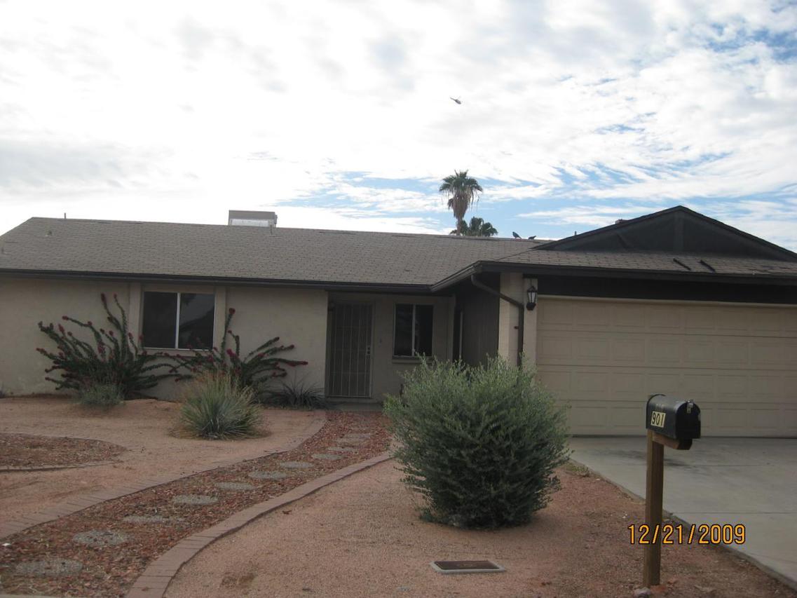 901 W Villa Maria Dr., Phoenix, AZ 85023