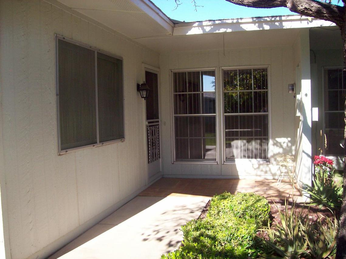 17630 N 102nd Dr., Sun City, AZ 85373