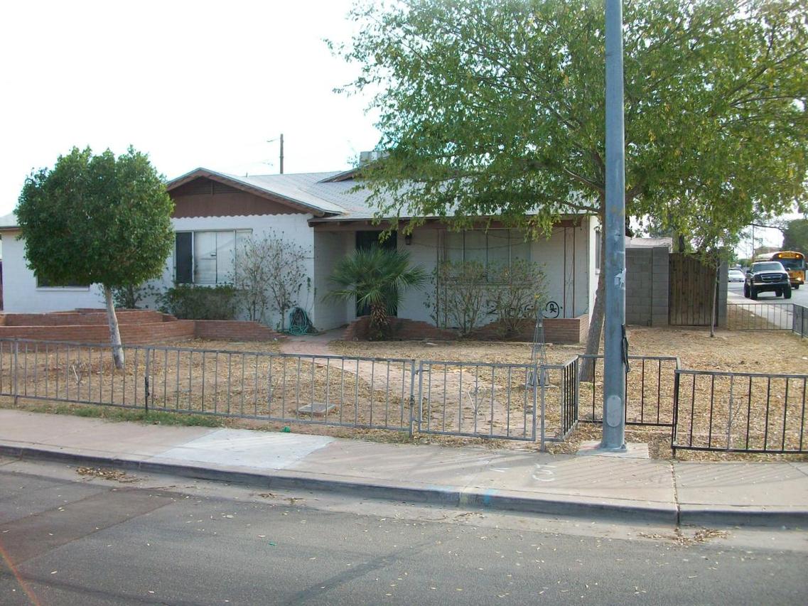 77 W Beall Ave., Mesa, AZ 85210