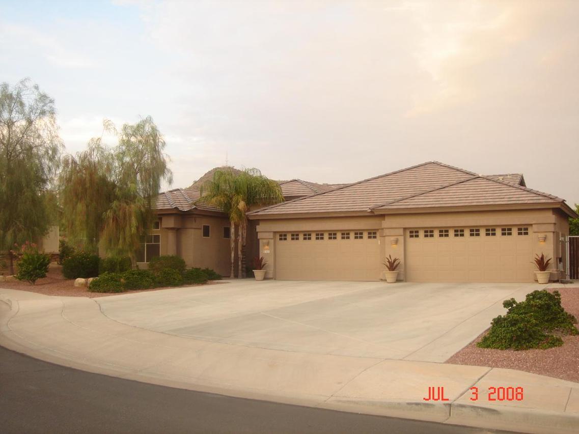 1425 N Harper Cir., Mesa, AZ 85207