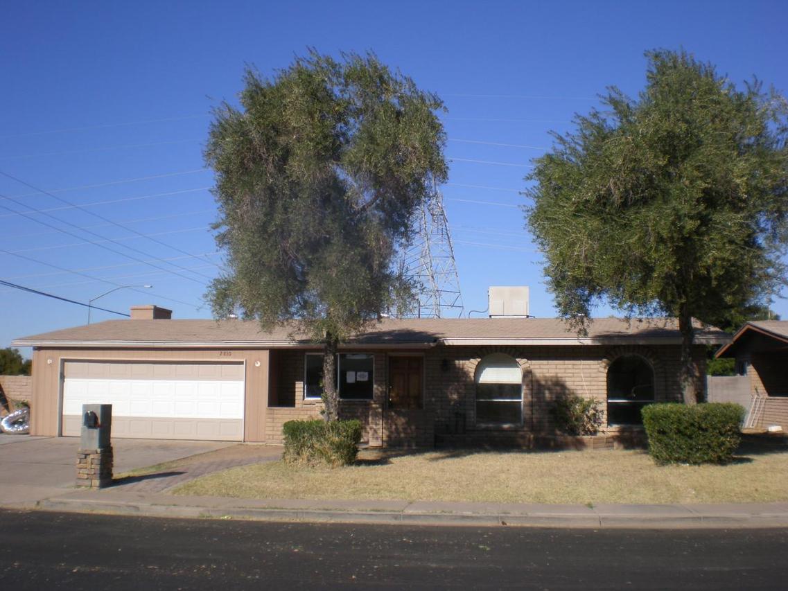 2810 E Contessa St., Mesa, AZ 85213