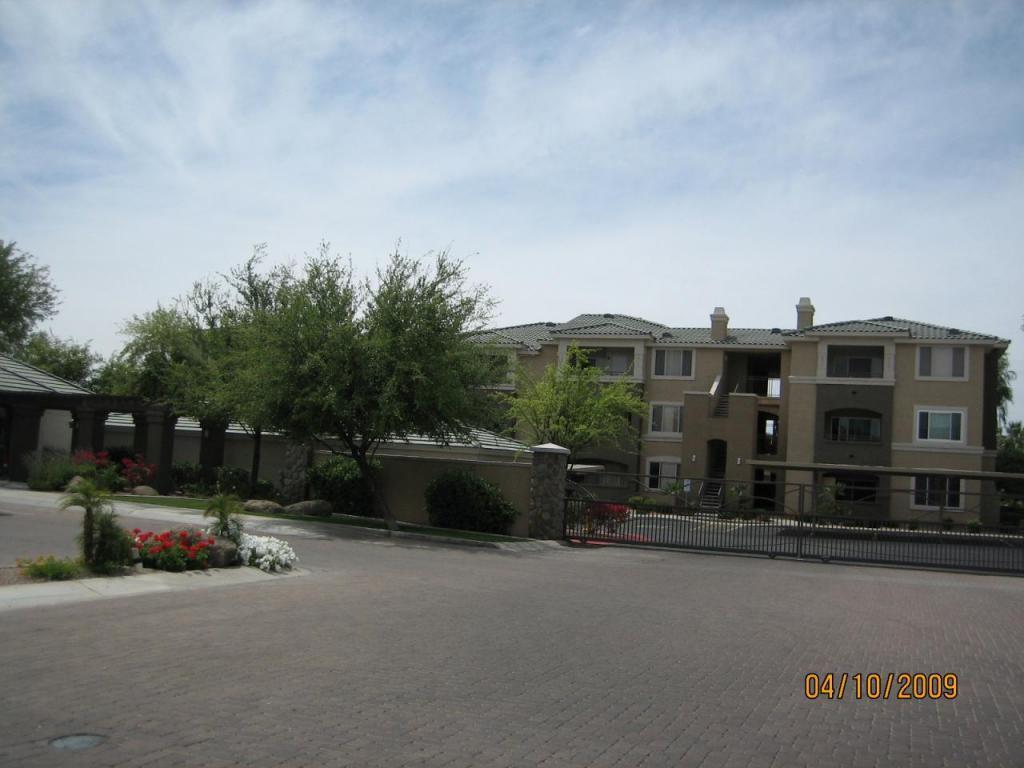 5345 E Van Buren St. #122, Phoenix, AZ 85008