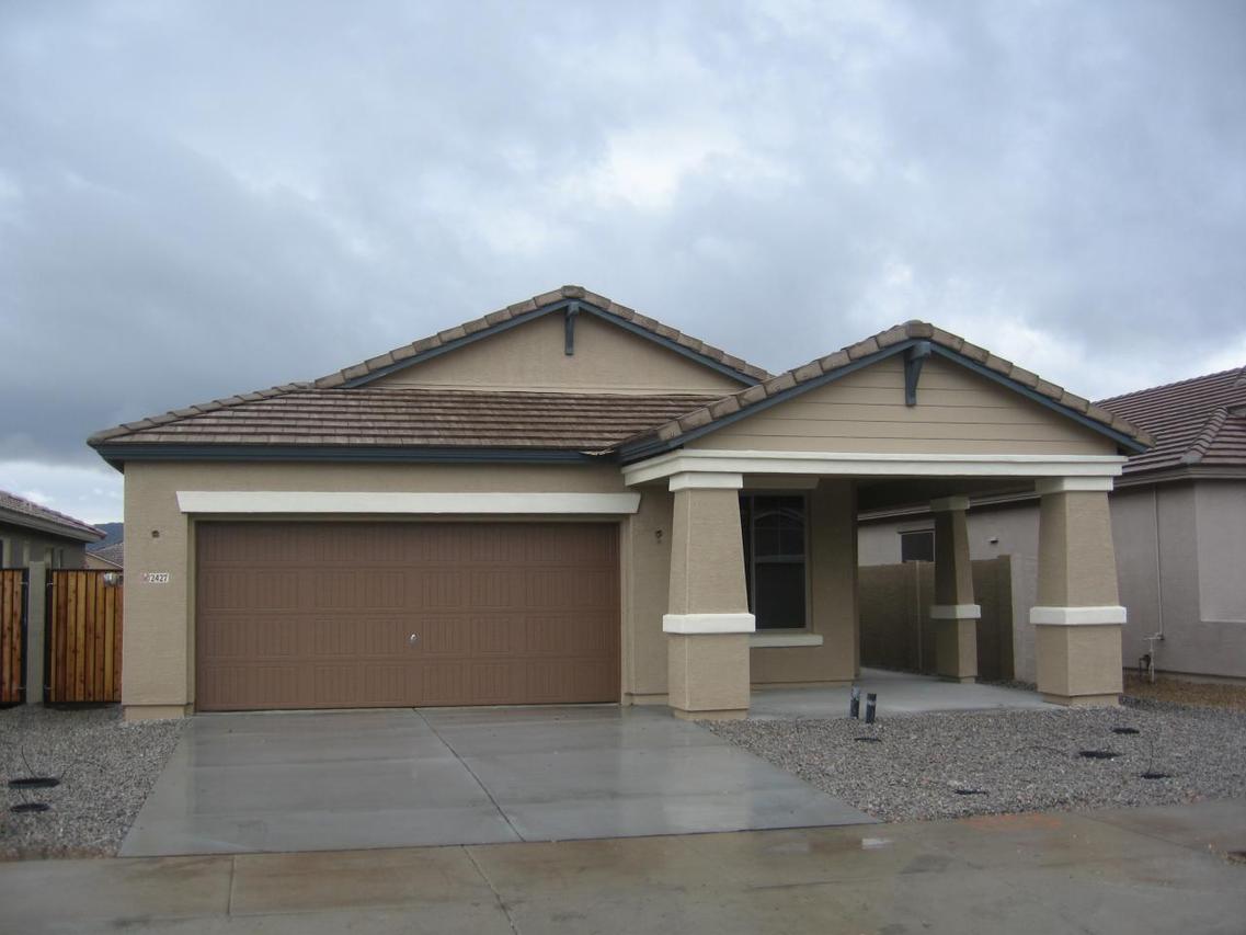 2427 W Parkway Dr., Phoenix, AZ 85041