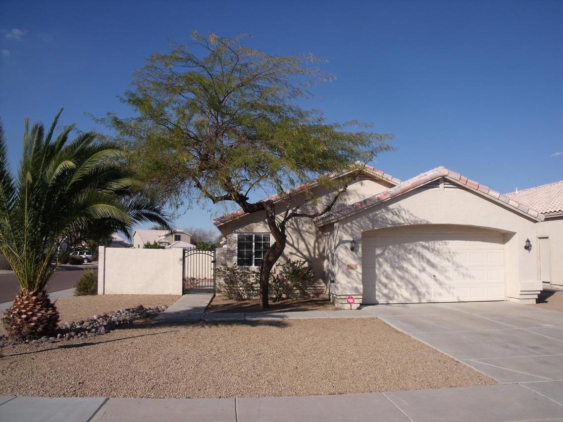 7324 W Rue De Lamour, Peoria, AZ 85381