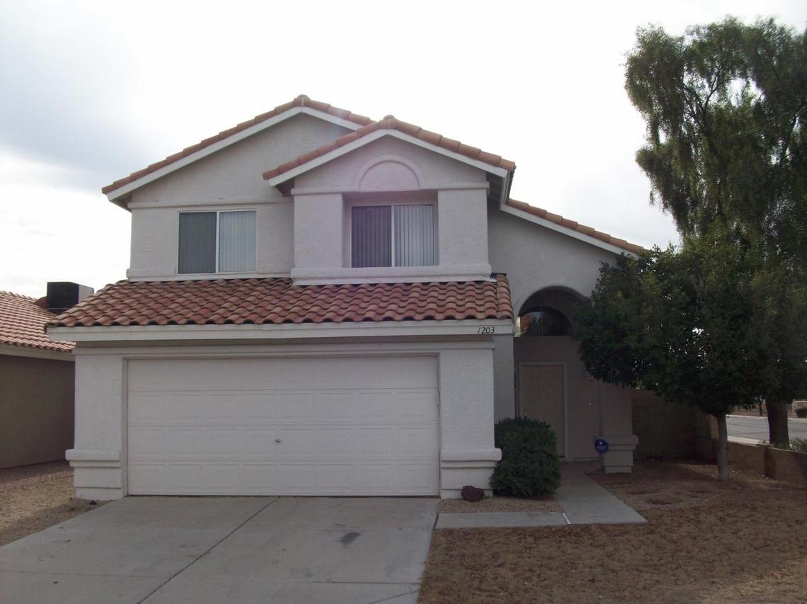 1203 E Muriel Dr., Phoenix, AZ 85022