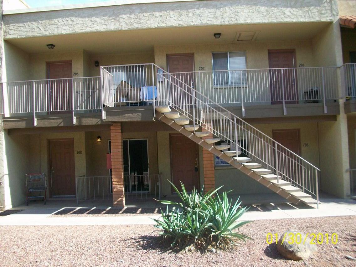 3010 W Camelback Rd. #107, Phoenix, AZ 85017