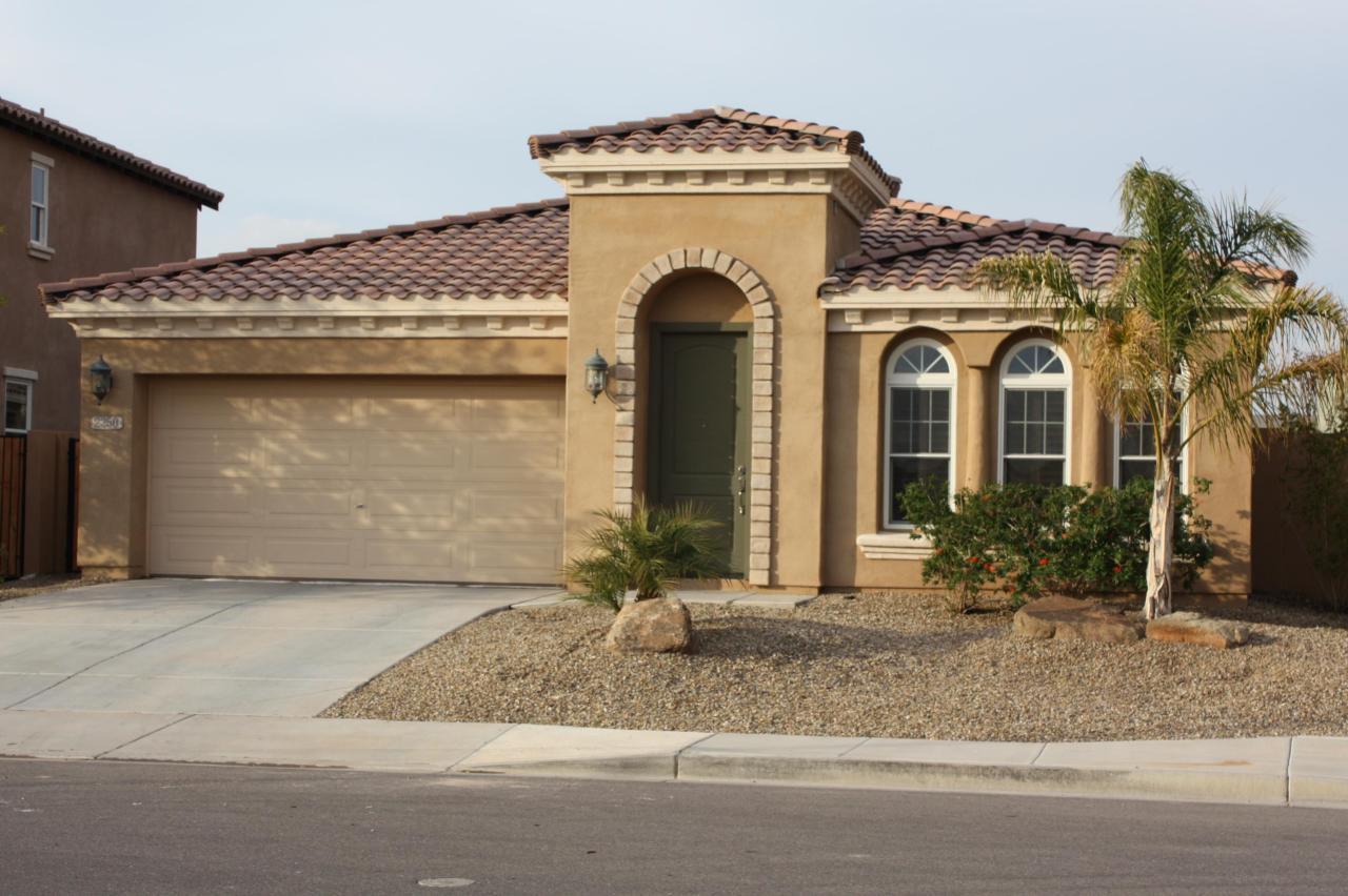 2250 E Honeysuckle Pl., Chandler, AZ 85286