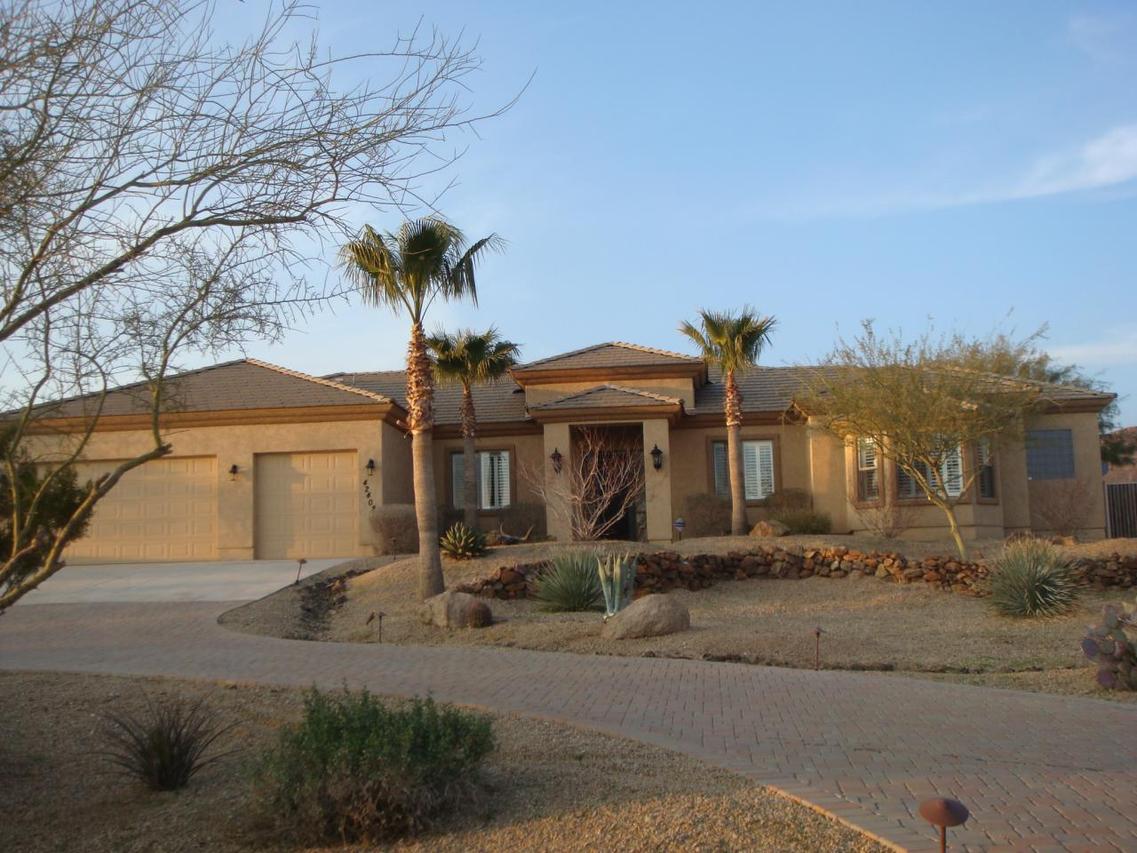 42408 N 7th St., Phoenix, AZ 85086