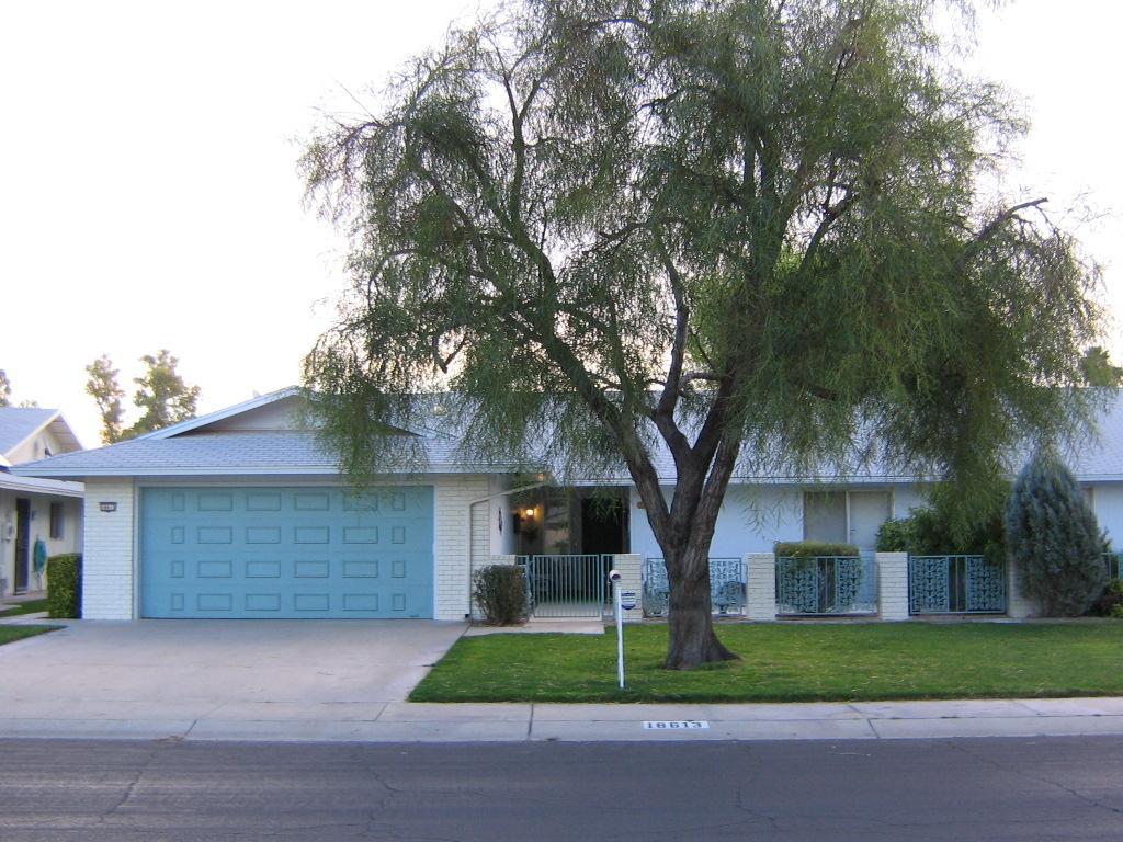 18613 N Conestoga Dr., Sun City, AZ 85373