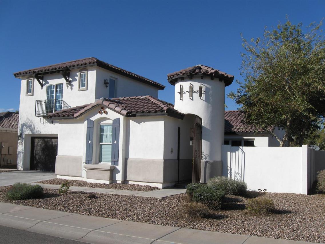 2272 E Dogwood Dr., Chandler, AZ 85286