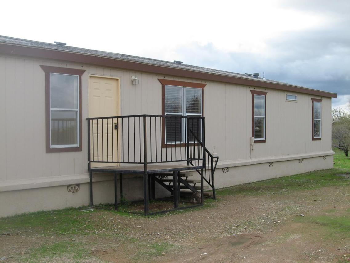 1811 W Joy Ranch Rd., Phoenix, AZ 85086