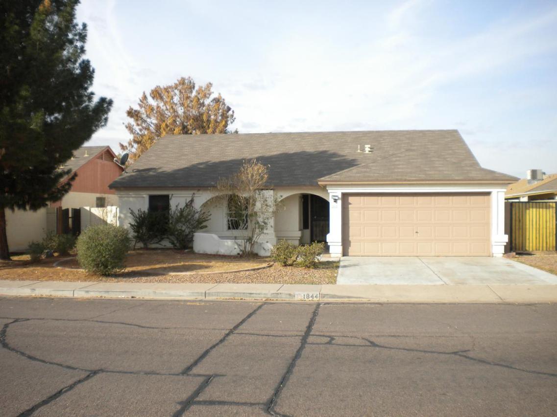 1844 N 89th Ave., Phoenix, AZ 85037