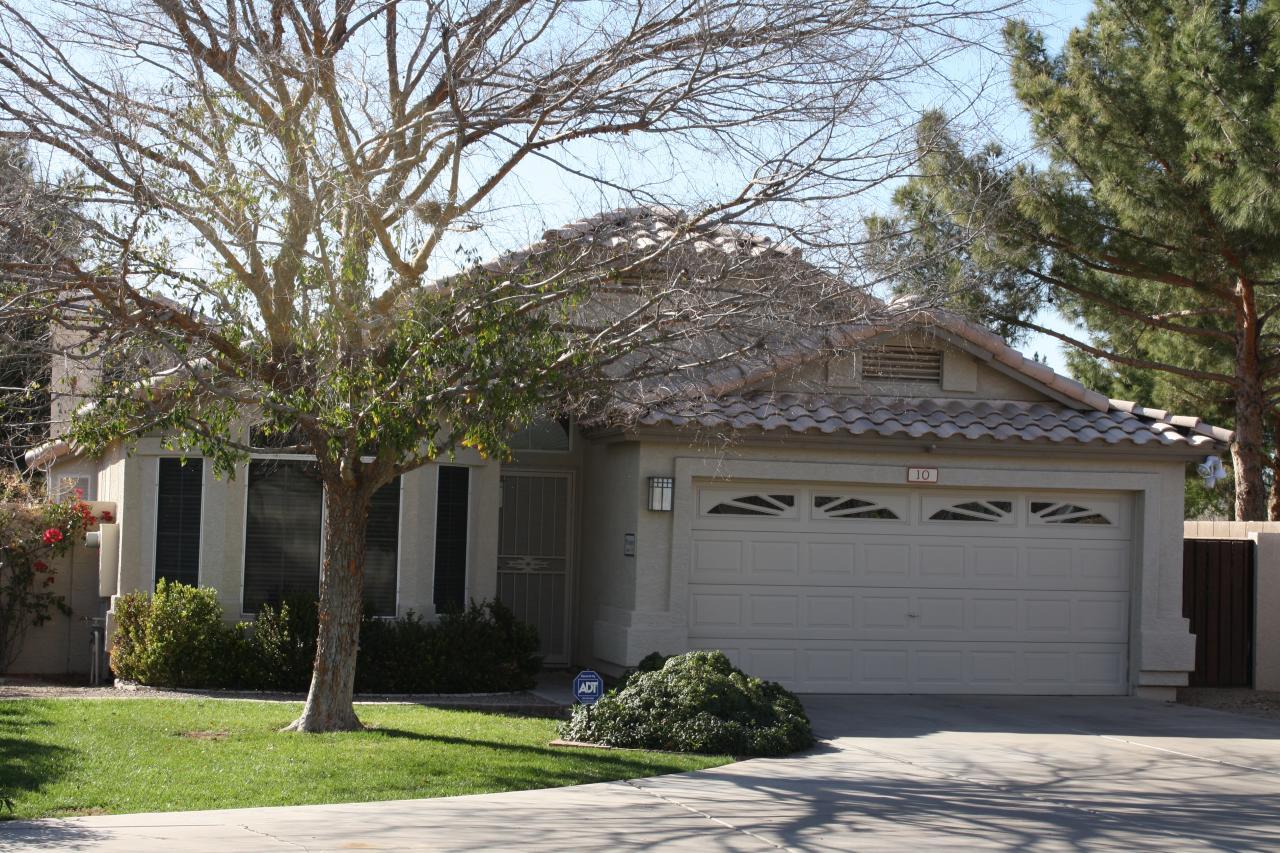 10 S Tiago Dr., Gilbert, AZ 85233