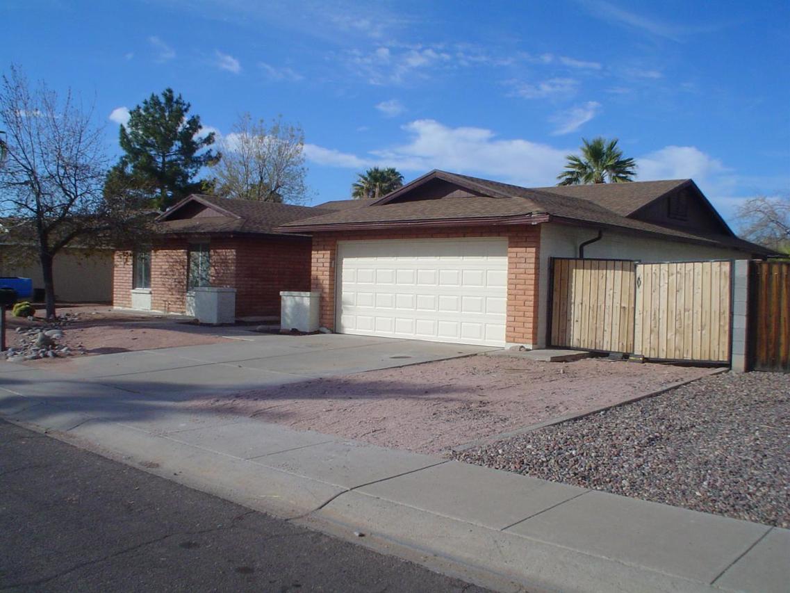 906 W Mission Dr., Chandler, AZ 85225