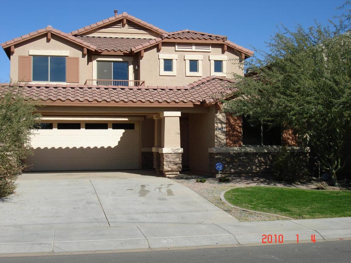 692 E Kelsi Ave., San Tan Valley, AZ 85140