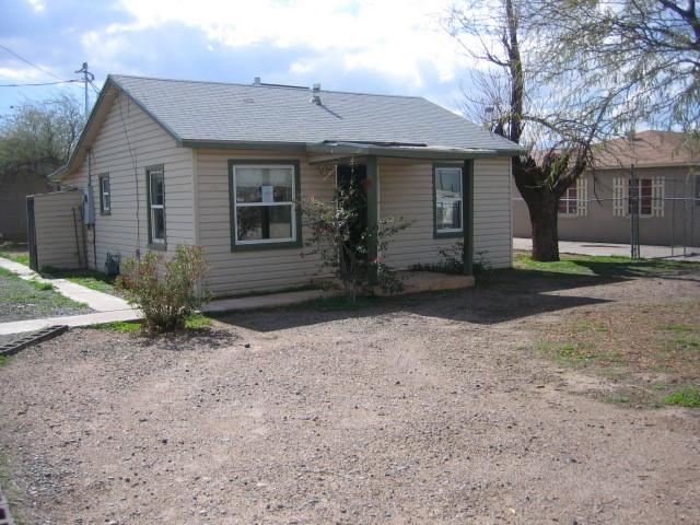 821 E Roeser Rd., Phoenix, AZ 85040