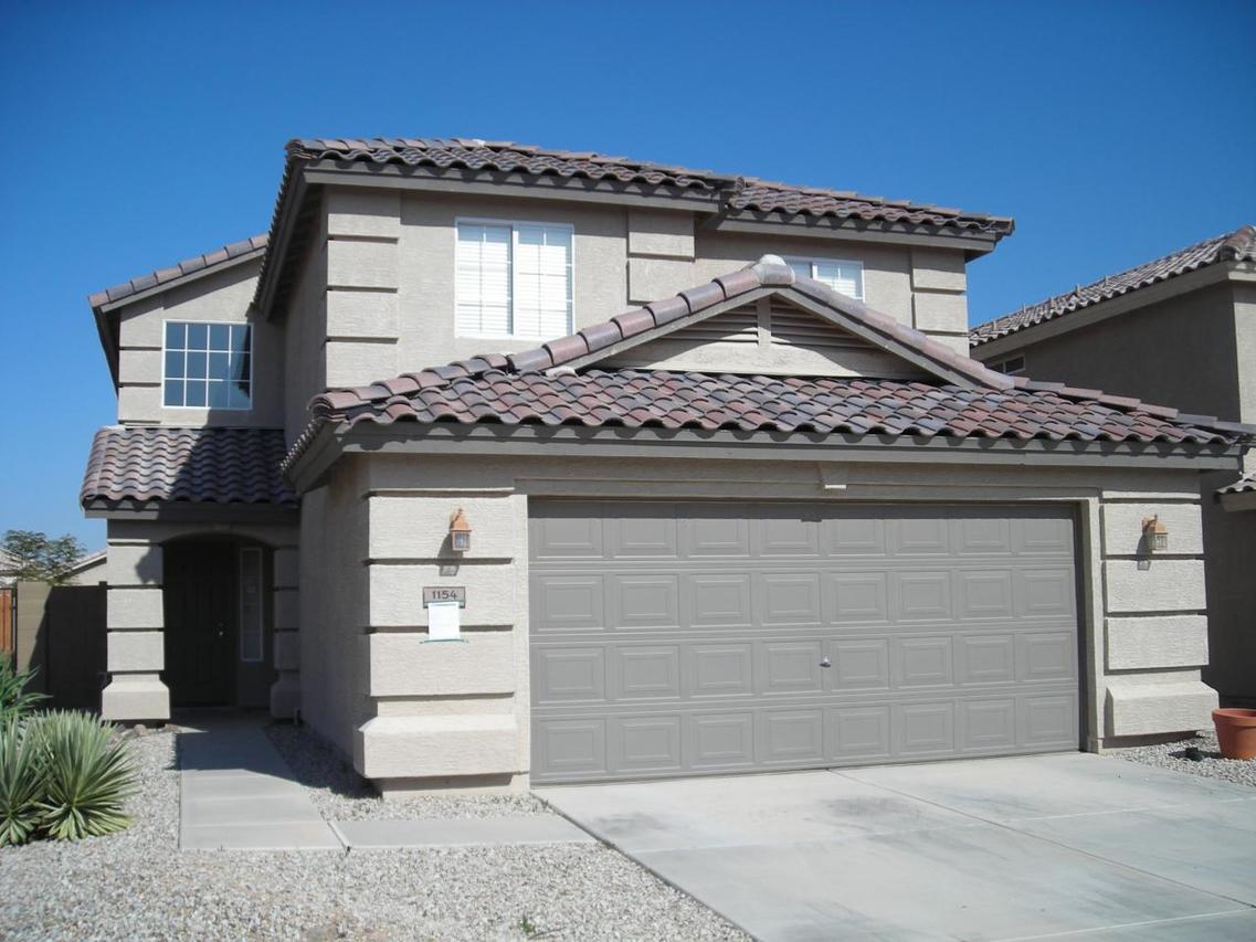 1154 E Desert Holly Dr., San Tan Valley, AZ 85143