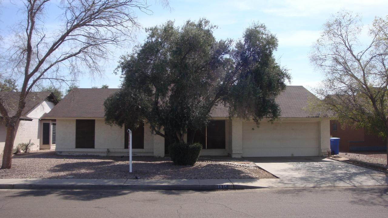 1815 N Comanche Dr., Chandler, AZ 85224