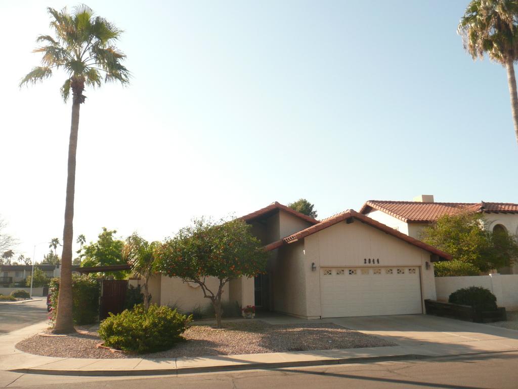2044 S Paseo Loma St., Mesa, AZ 85202