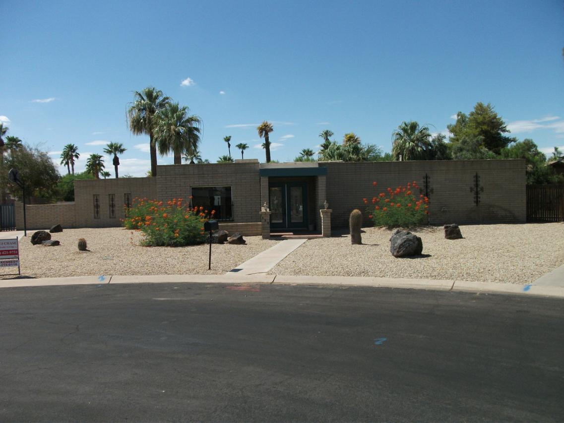 320 W Llano Dr., Litchfield Park, AZ 85340