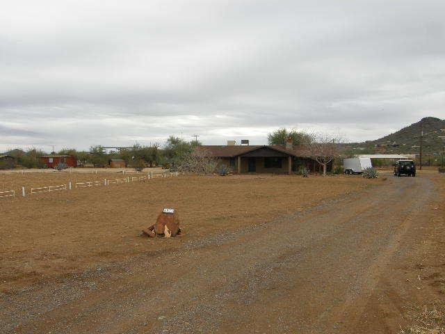 1525 W Maddock Rd., Phoenix, AZ 85086