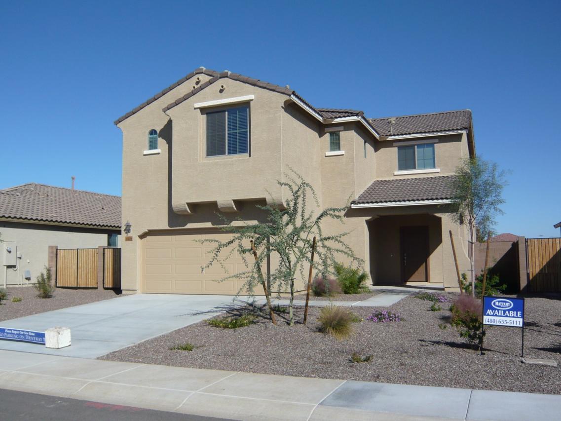 1052 W Paisley Dr., San Tan Valley, AZ 85143