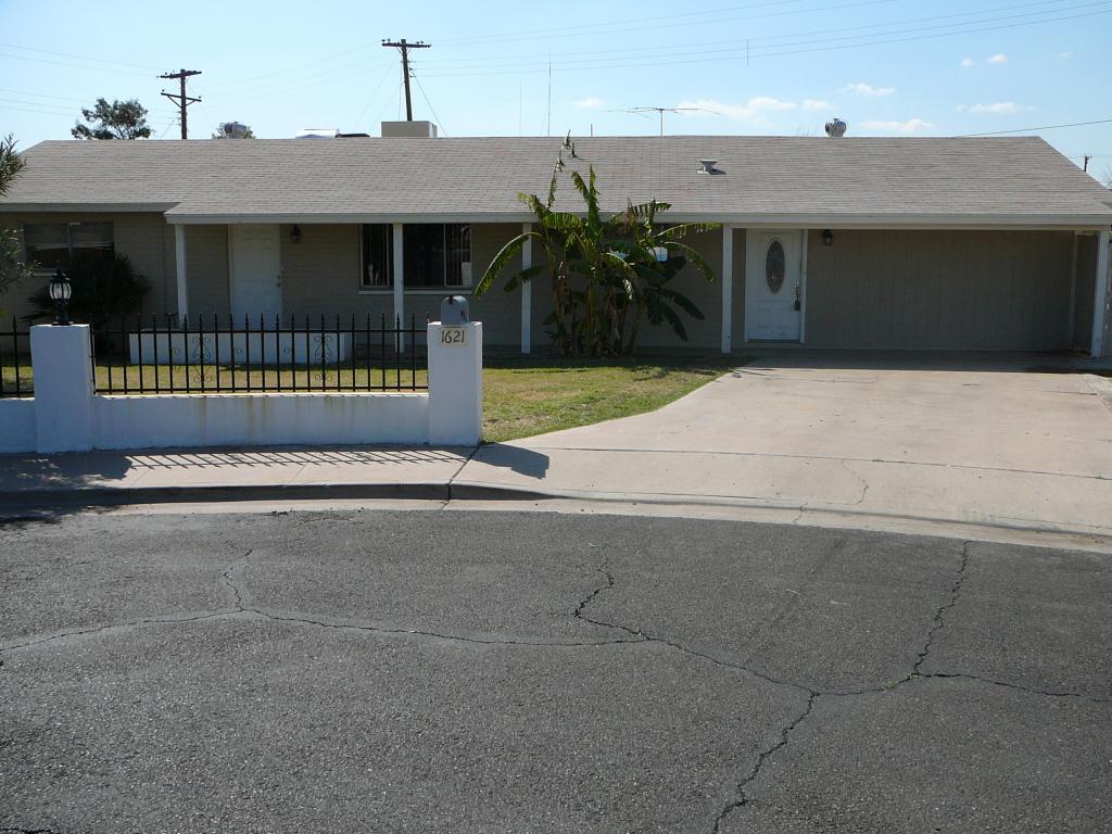 1621 W Dale Cir., Mesa, AZ 85201