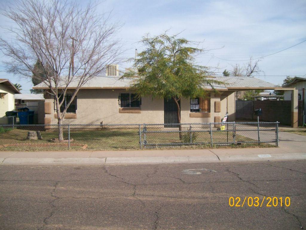 1318 E Grove St., Phoenix, AZ 85040