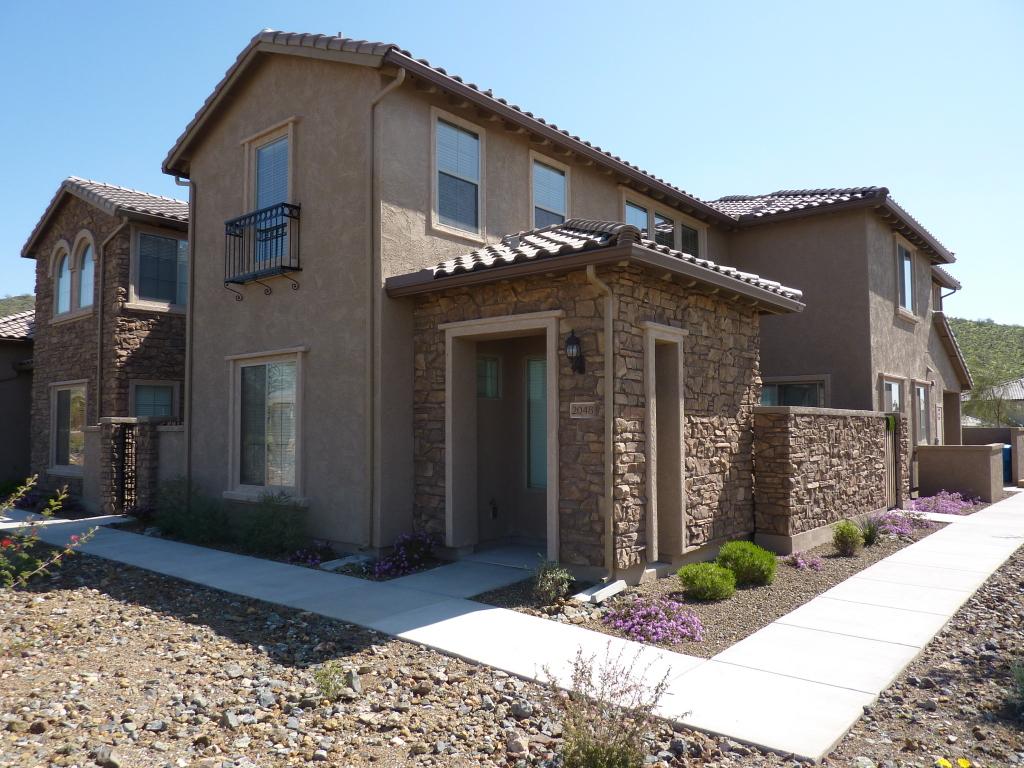 2048 W Roy Rogers Rd., Phoenix, AZ 85085