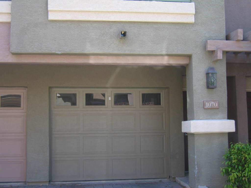 4455 E Paradise Village Pkwy. #1070, Phoenix, AZ 85032