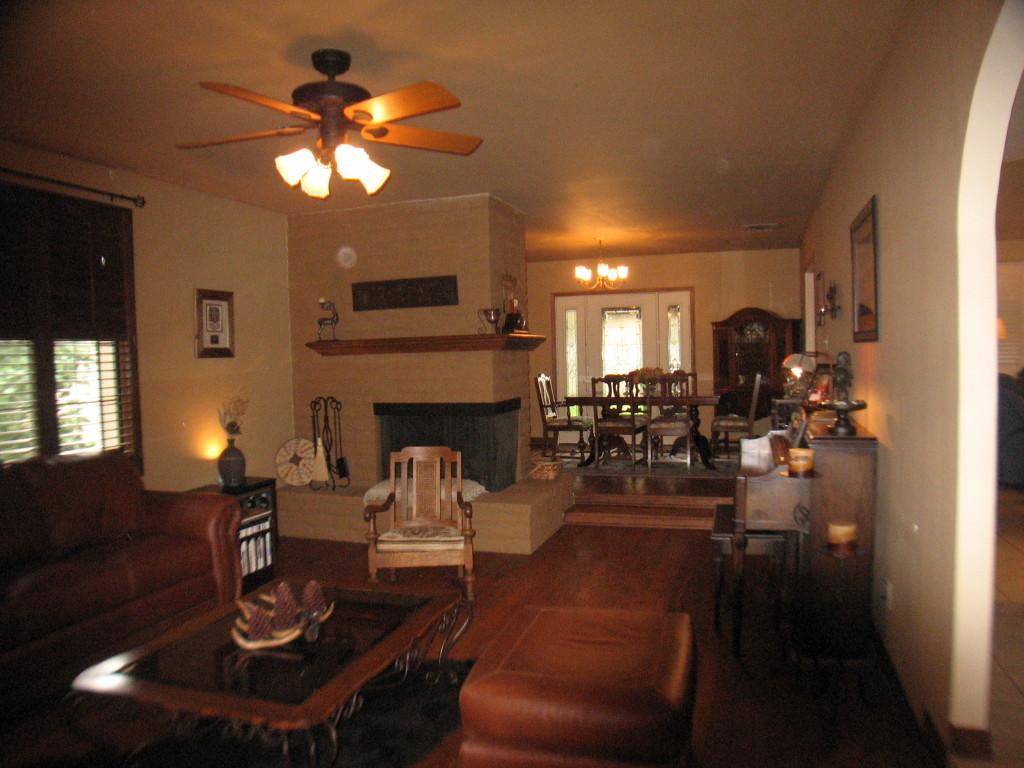 8140 N 16th Dr., Phoenix, AZ 85021