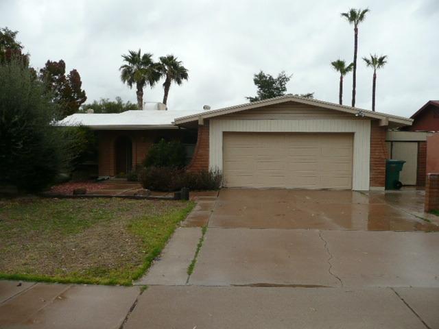 2604 W Osage Cir., Mesa, AZ 85202