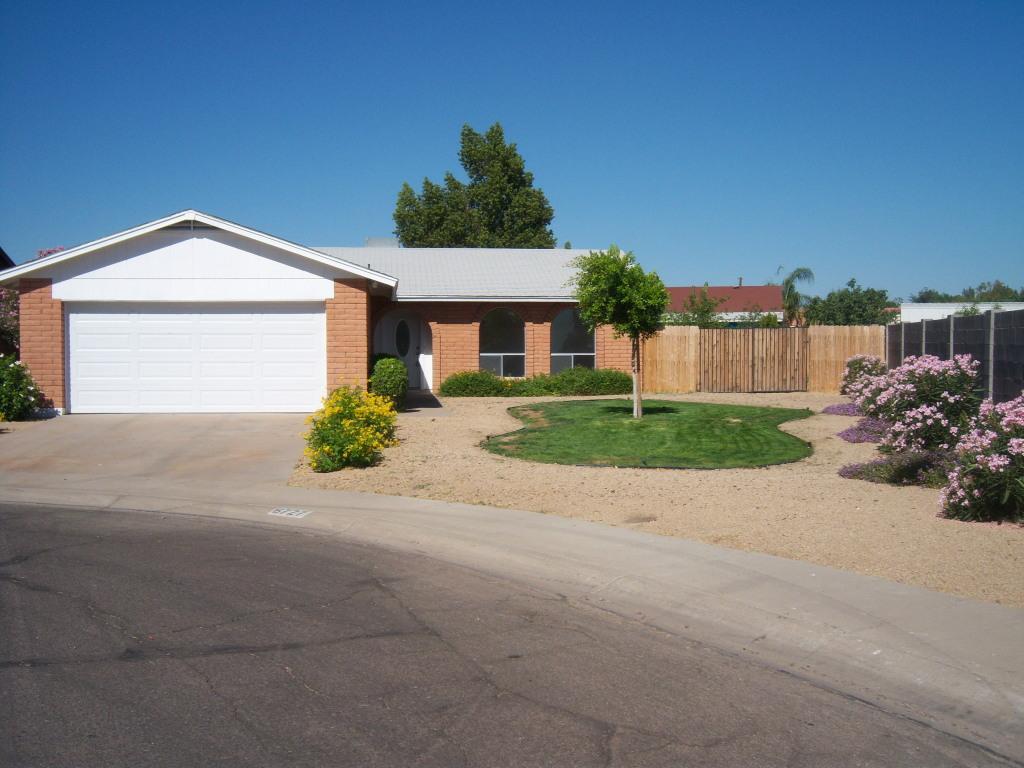 6727 N 64th Dr., Glendale, AZ 85301