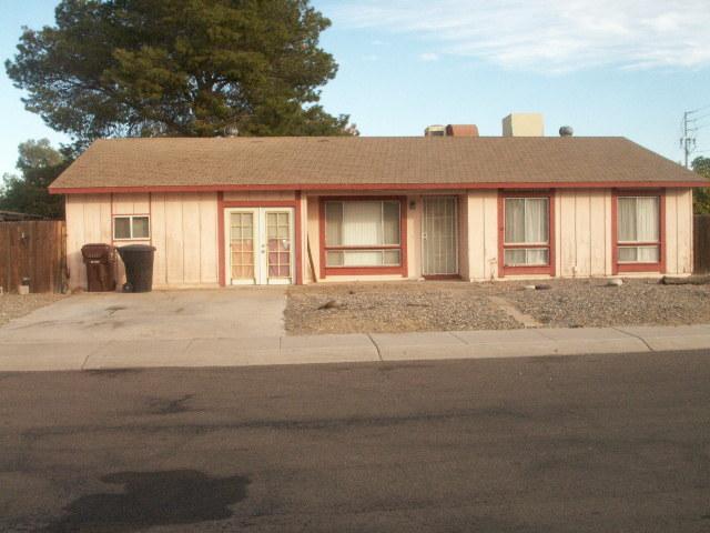 8702 W Becker Ln., Peoria, AZ 85345