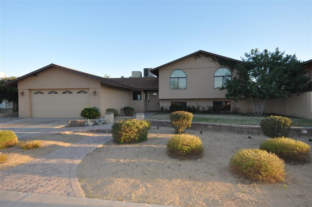 3853 W Port Royale Ln., Phoenix, AZ 85053