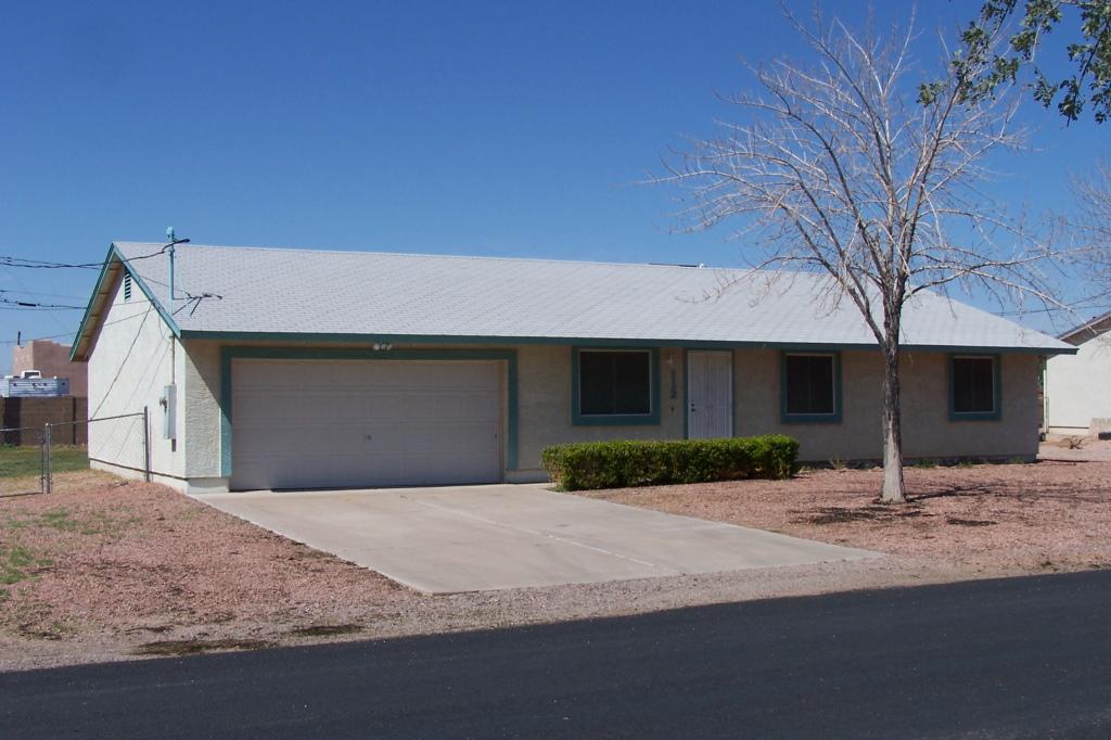 112 S Malcolm Dr., Apache Junction, AZ 85120