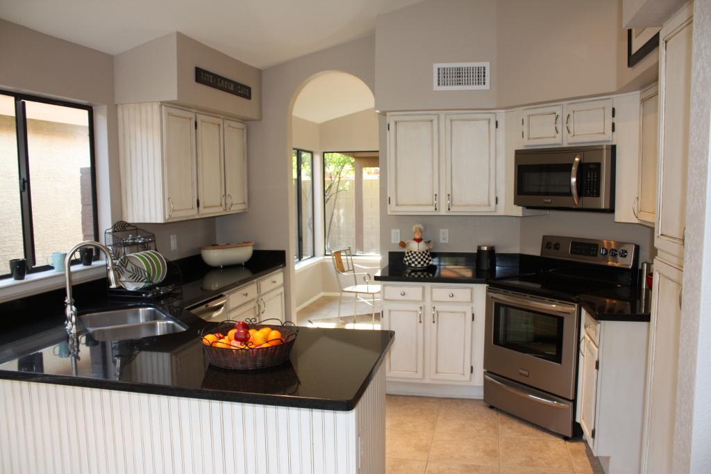 15818 N 50th St., Scottsdale, AZ 85254