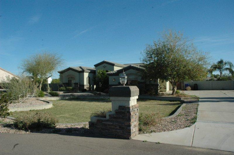 2079 E Maplewood St., Gilbert, AZ 85297