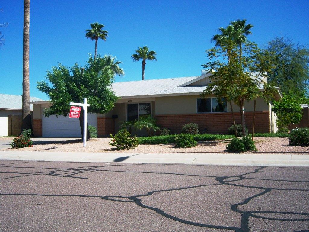 2178 E Greenway Dr., Tempe, AZ 85282