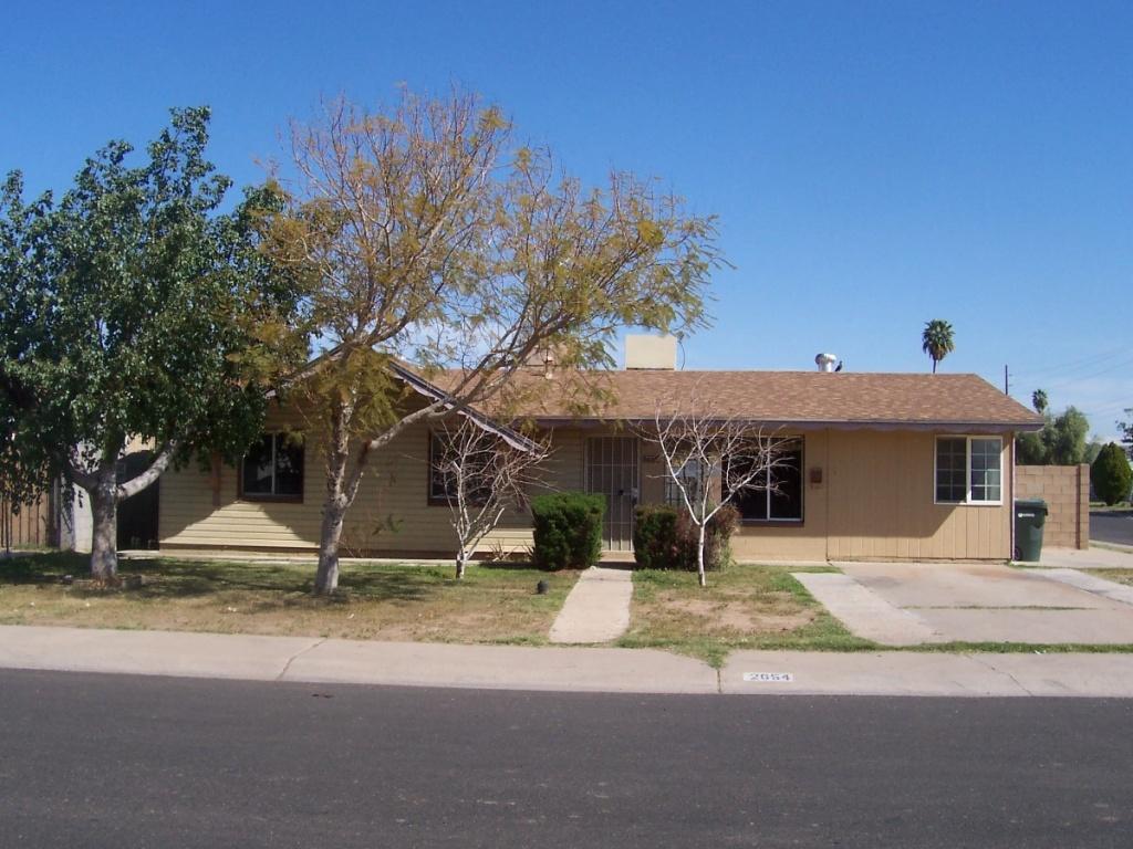 2654 N 48th Dr., Phoenix, AZ 85035