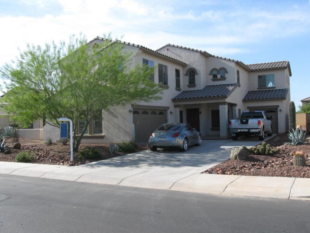 6678 S Garnet Way, Chandler, AZ 85249