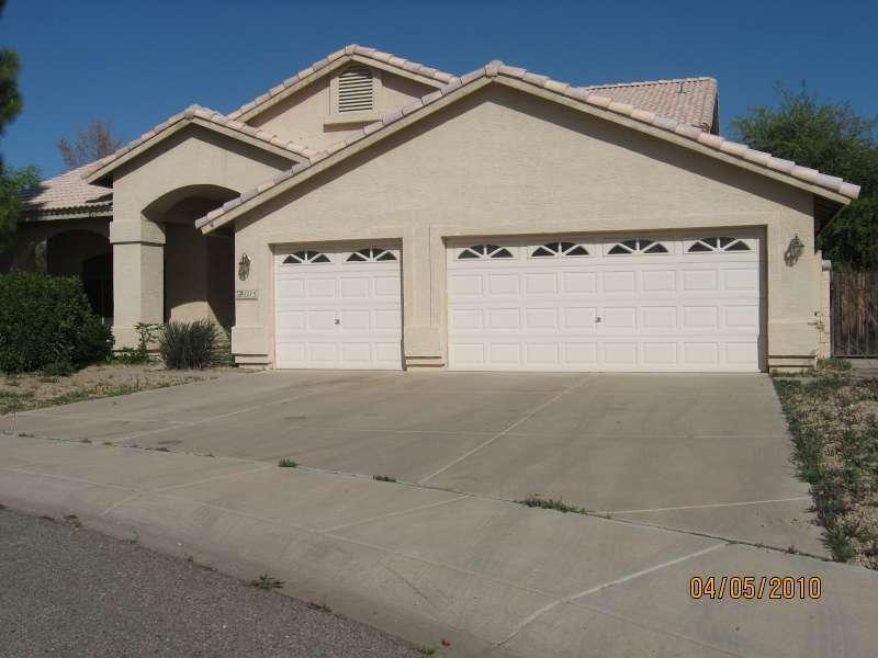 6215 N 79th Ln., Glendale, AZ 85303